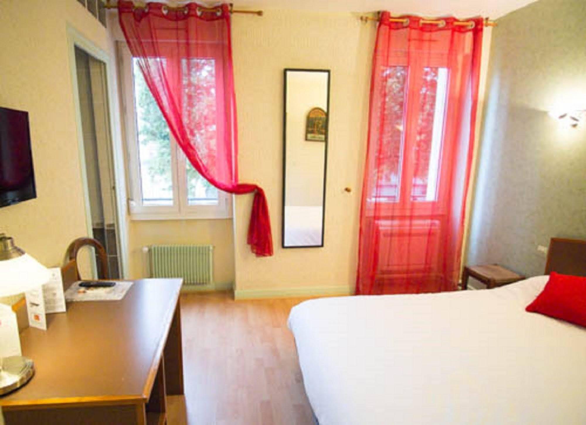 Hotel Le Thurot Dijon Exterior photo
